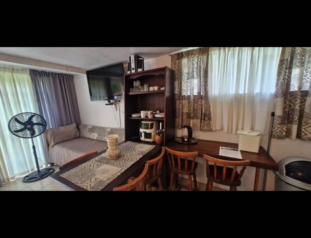 5 BEDROOM HOUSE FOR SALE IN GLENMORE BEACH